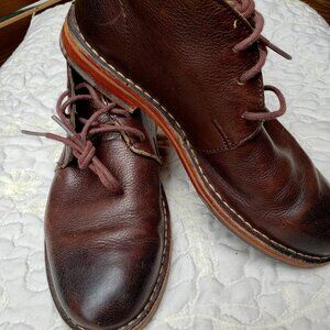 EUC COLE HAAN old school leather chukka ankle boots (7) in coffee colored brown